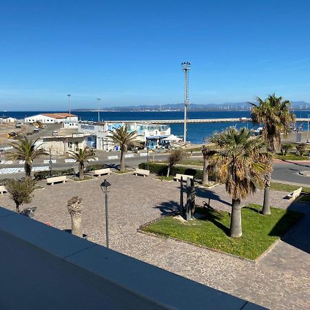 Attici Con Terrazzo Vista Mare Apartment Calasetta Ngoại thất bức ảnh