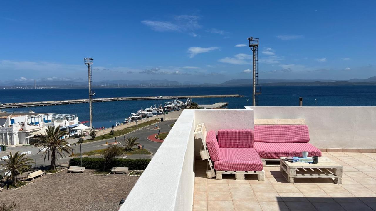 Attici Con Terrazzo Vista Mare Apartment Calasetta Ngoại thất bức ảnh