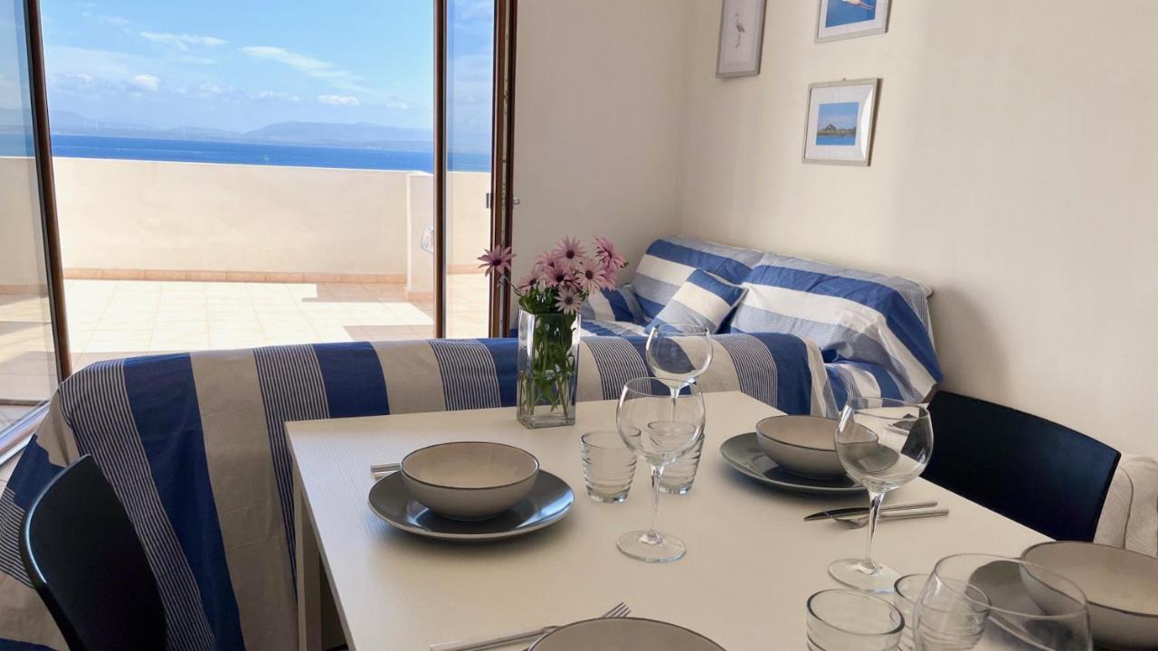 Attici Con Terrazzo Vista Mare Apartment Calasetta Ngoại thất bức ảnh