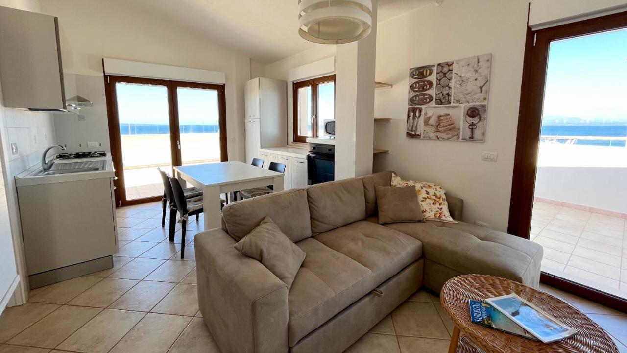 Attici Con Terrazzo Vista Mare Apartment Calasetta Ngoại thất bức ảnh