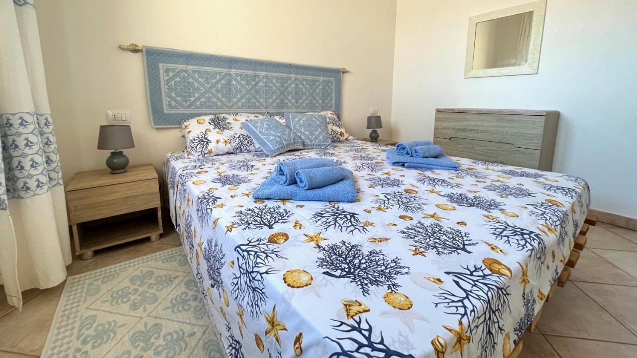 Attici Con Terrazzo Vista Mare Apartment Calasetta Ngoại thất bức ảnh